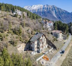 Appartamenti in Vendita - Appartamento in vendita a campo di giove campo sportivo