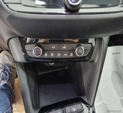 Auto - Opel corsa 1.2 design & tech