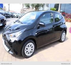 Auto - Toyota aygo connect 1.0 vvt-i 72 cv 5p. x-cool