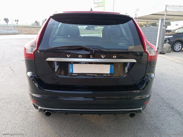 Auto - Volvo xc60 d3 r-design kinetic
