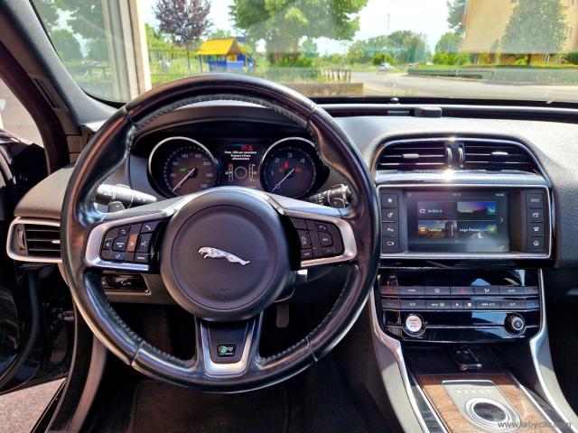 Auto - Jaguar xe 2.0 d 180 cv aut. r-sport