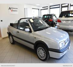 Auto - Volkswagen golf cabrio 1.6 sport