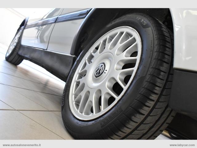 Auto - Volkswagen golf cabrio 1.6 sport