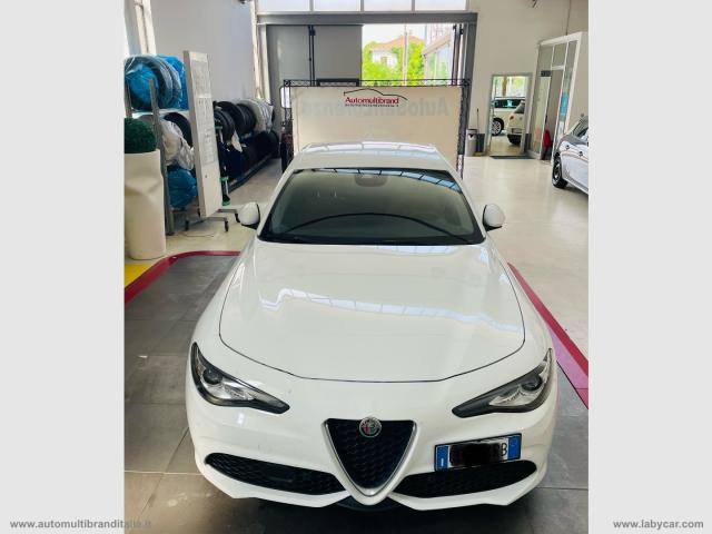 Auto - Alfa romeo giulia 2.0 turbo 280 cv at8 veloce q4