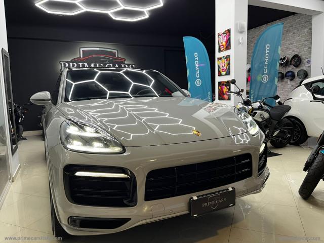 Auto - Porsche cayenne coupÃ¨ 4.0 gts