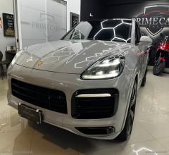 Auto - Porsche cayenne coupÃ¨ 4.0 gts