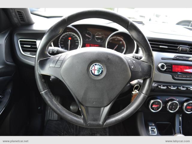 Auto - Alfa romeo giulietta 1.6 jtdm-2 105 cv distinctive