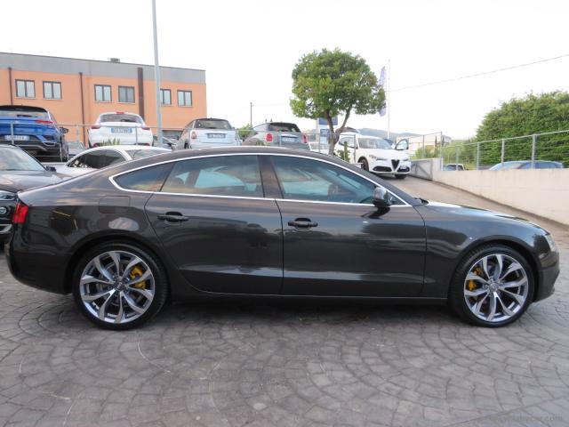 Auto - Audi a5 spb 2.0 tdi 143 cv ambiente