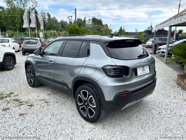 Auto - Jeep avenger 1.2 turbo summit