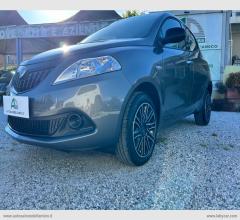 Auto - Lancia ypsilon 1.0 firefly 5p.s&s hyb. gold