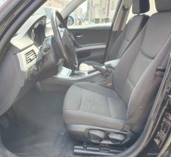 Auto - Bmw 318i attiva