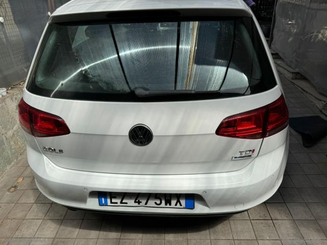 Auto - Volkswagen golf bus. 1.6 tdi 5p. highline bmt