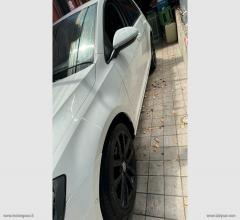 Auto - Volkswagen golf bus. 1.6 tdi 5p. highline bmt