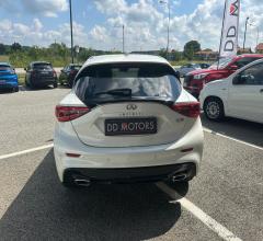 Auto - Infiniti q30 1.5d premium tech