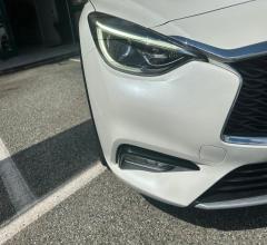 Auto - Infiniti q30 1.5d premium tech