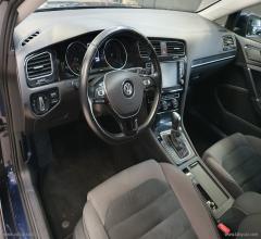 Auto - Volkswagen golf 1.6 tdi dsg 5p. highline bmt
