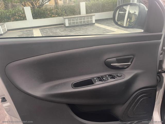 Auto - Lancia ypsilon 1.0 firefly 5p.s&s hyb. eco gold