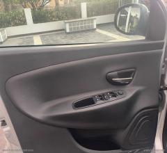 Auto - Lancia ypsilon 1.0 firefly 5p.s&s hyb. eco gold