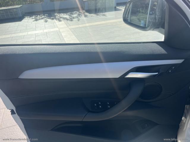 Auto - Bmw x1 sdrive18d business advantage