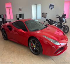 Auto - Ferrari 488 gtb