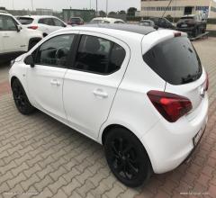 Auto - Opel corsa 1.2 5p. b-color