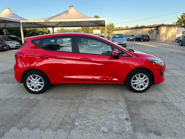 Auto - Ford fiesta 1.5 business