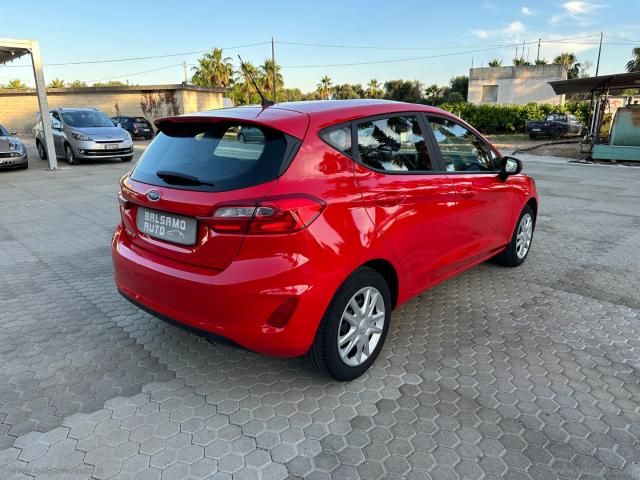 Auto - Ford fiesta 1.5 business