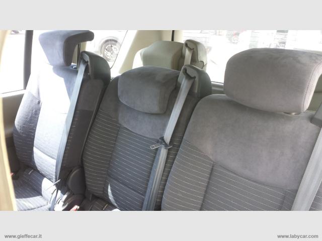 Auto - Renault espace 2.2 16v dci 7 posti motore rotto