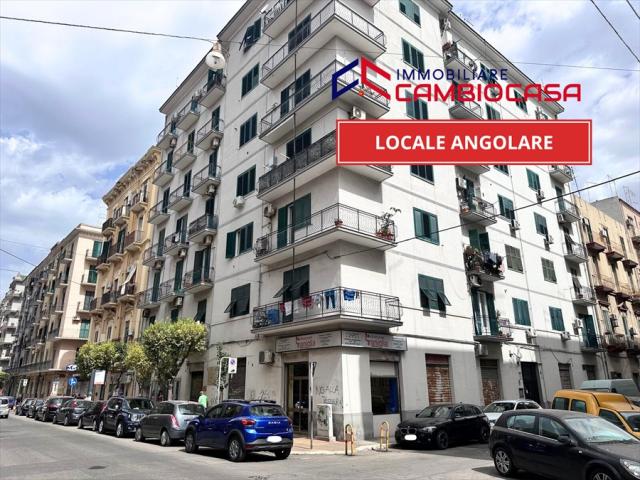 Appartamenti in Vendita - Locale commerciale in vendita a taranto borgo
