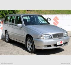 Auto - Volvo v70 2.0 t