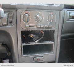 Auto - Volvo v70 2.0 t