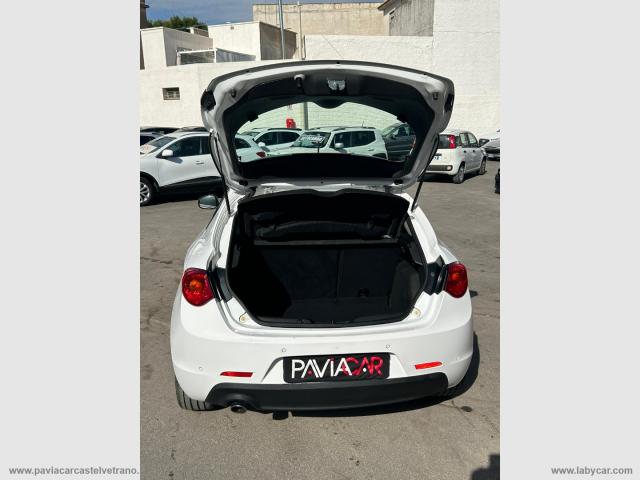 Auto - Alfa romeo giulietta 1.6 jtdm 120 cv
