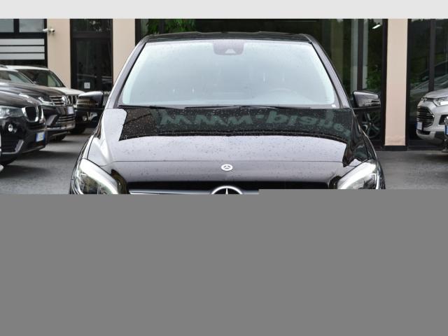Auto - Mercedes-benz b 200 d automatic sport