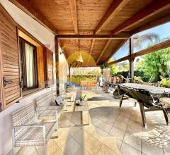 Appartamenti in Vendita - Villa in vendita a siracusa tremmilia