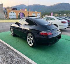 Auto - Porsche 911 carrera coupé