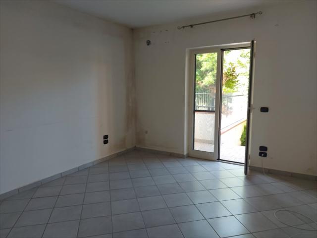 Appartamenti in Vendita - Appartamento in vendita a acerra spiniello