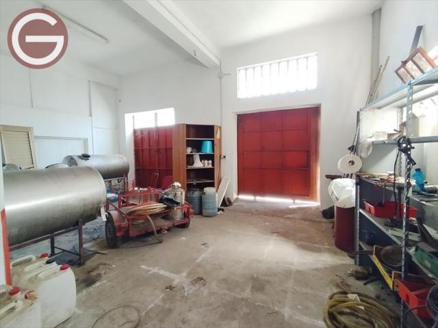 Appartamenti in Vendita - Garage in vendita a taurianova amato