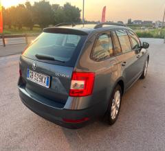 Auto - Skoda octavia 2.0 tdi 150cv dsg wag. executive