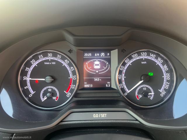 Auto - Skoda octavia 2.0 tdi 150cv dsg wag. executive