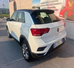 Auto - Volkswagen t-roc 1.5 tsi act dsg style bmt