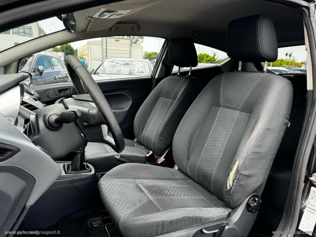 Auto - Ford fiesta+ 1.4 3p. bz.- gpl