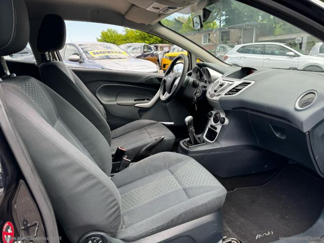 Auto - Ford fiesta+ 1.4 3p. bz.- gpl