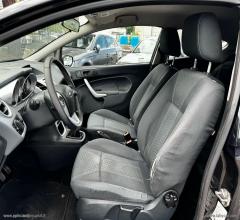 Auto - Ford fiesta+ 1.4 3p. bz.- gpl