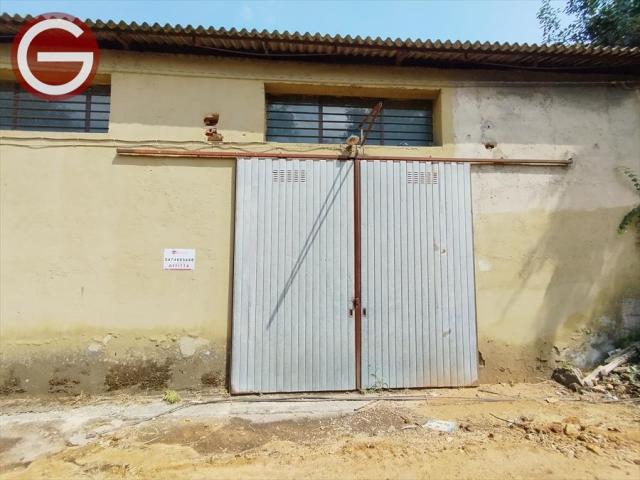 Capannone industriale in affitto a taurianova zona semicentrale