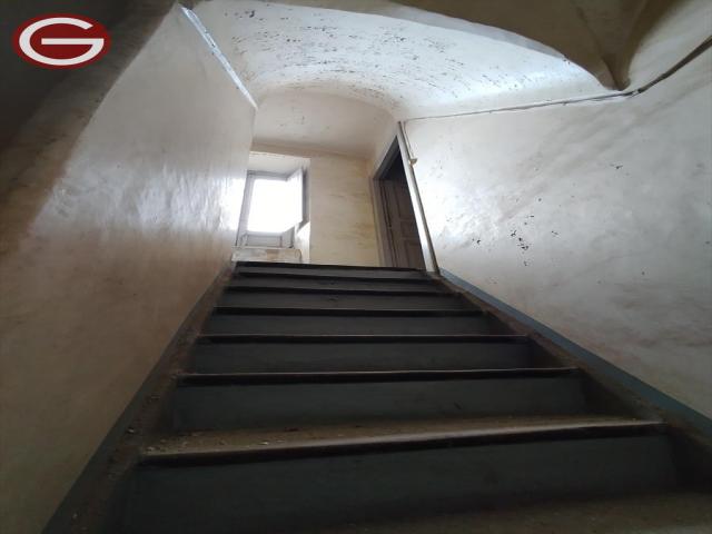 Appartamenti in Vendita - Casa indipendente in vendita a cittanova centro storico