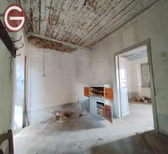 Appartamenti in Vendita - Casa indipendente in vendita a cittanova centro storico