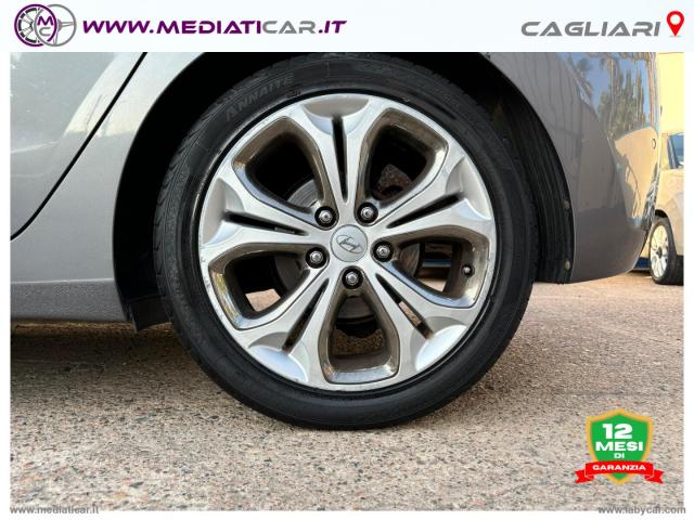 Auto - Hyundai i30 1.6 crdi 128 cv 5p. style