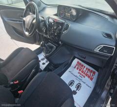 Auto - Lancia ypsilon 1.2 69 cv 5p. s&s gold