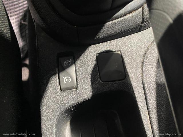 Auto - Renault clio 1.5 dci 5p. van