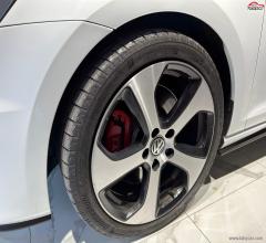 Auto - Volkswagen golf gti automatica